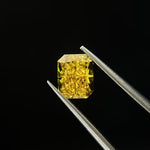 1.5ct Radiant Cut Fancy Vivid VS2 Excellent - Intou