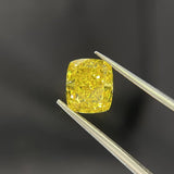 2ct Cushion Cut Fancy vivid VS1 Excellent - Intou